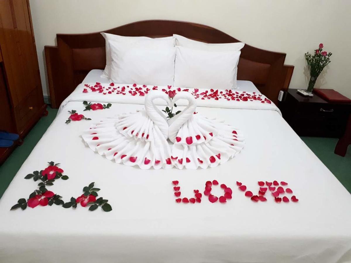 Hung Vuong Hotel Плейку Екстер'єр фото